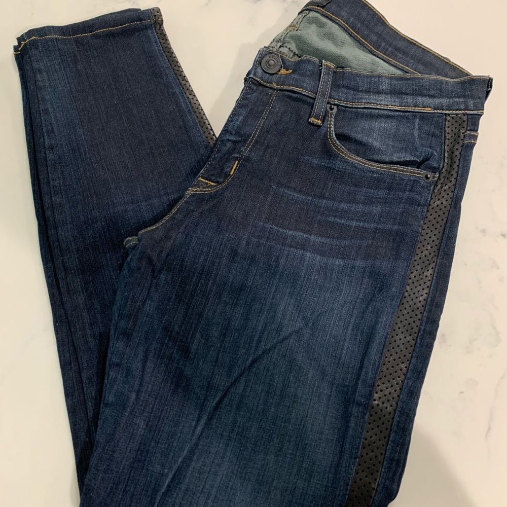 NWT Hudson skinny crop with leather strip